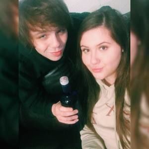 Meet your Posher, Ally